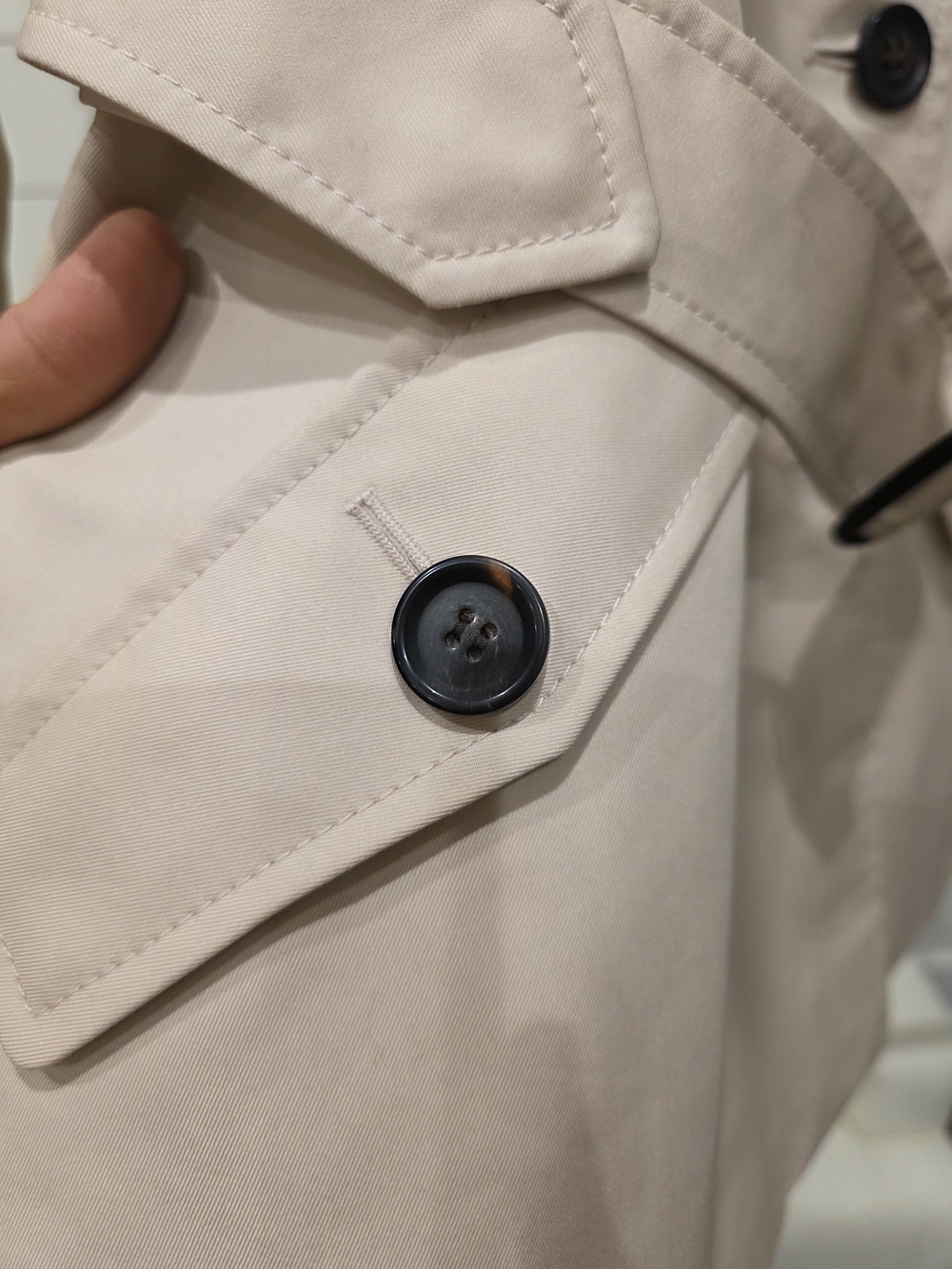 Classic Double-Breasted Trench Coat - Cream - Picture 6 of 12